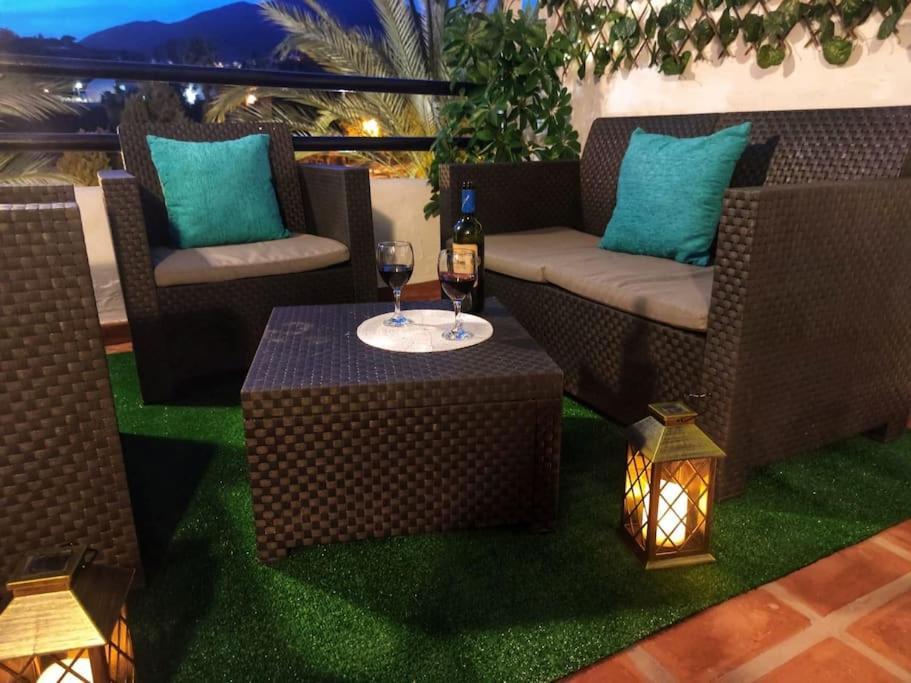 Apartamento Maika Benalsun Pueblo Evita เบนัลมาเดนา ภายนอก รูปภาพ