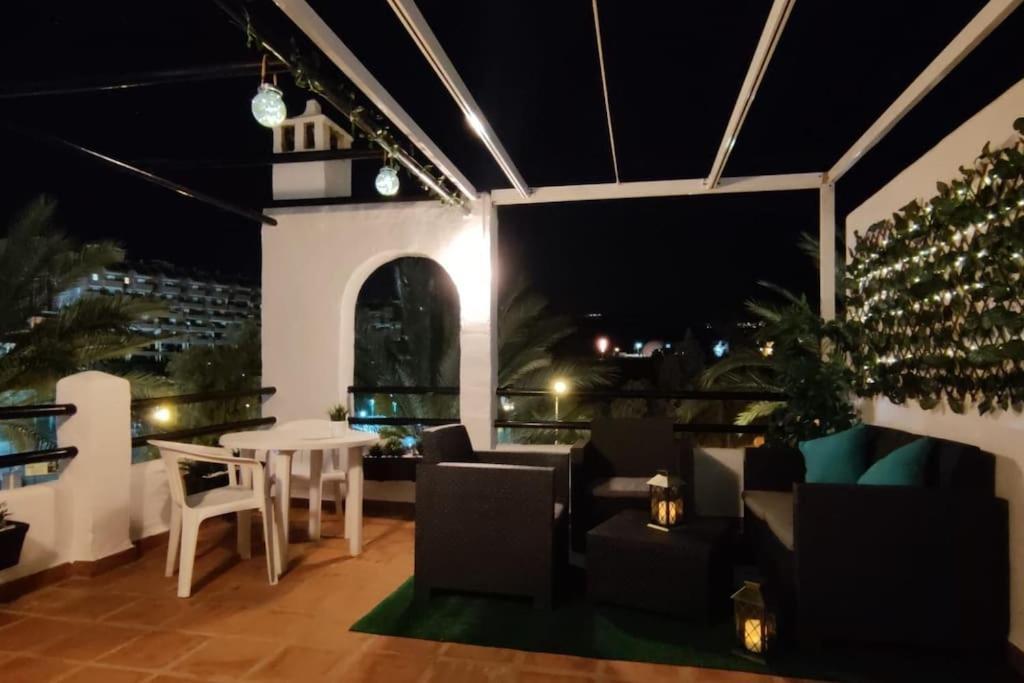 Apartamento Maika Benalsun Pueblo Evita เบนัลมาเดนา ภายนอก รูปภาพ