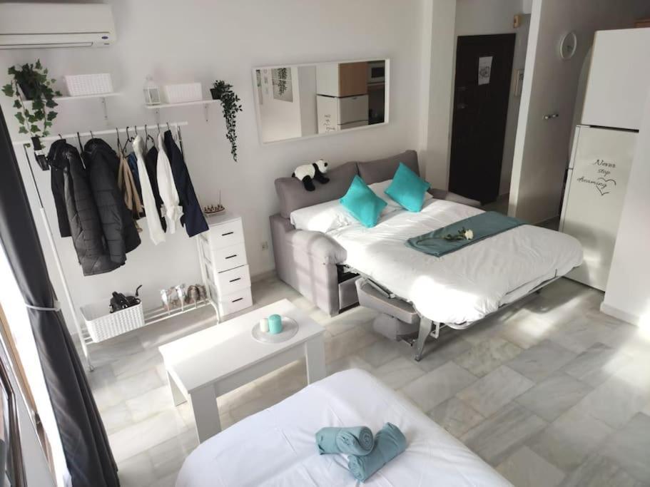 Apartamento Maika Benalsun Pueblo Evita เบนัลมาเดนา ภายนอก รูปภาพ