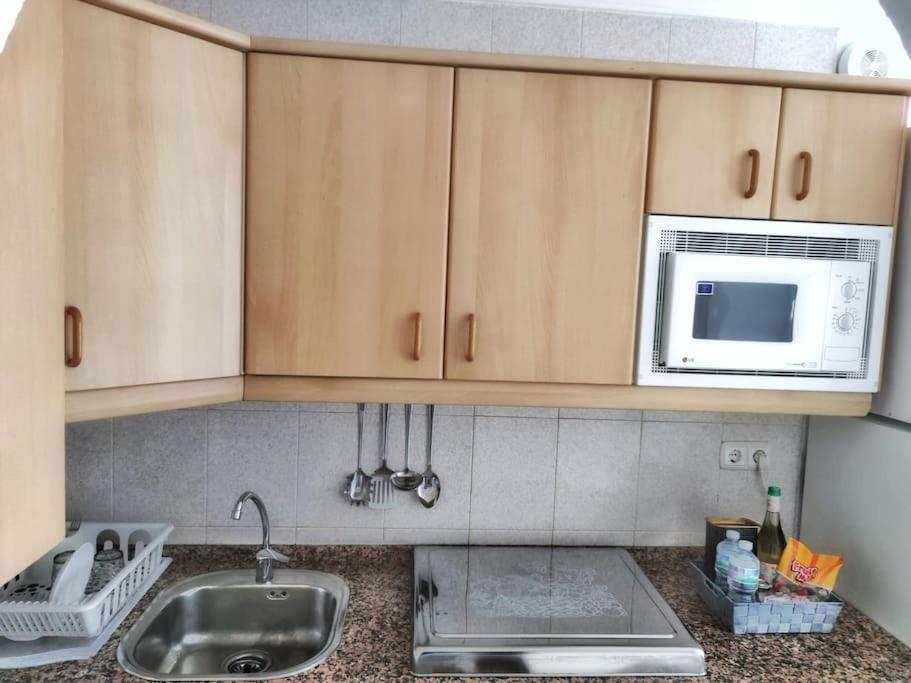 Apartamento Maika Benalsun Pueblo Evita เบนัลมาเดนา ภายนอก รูปภาพ