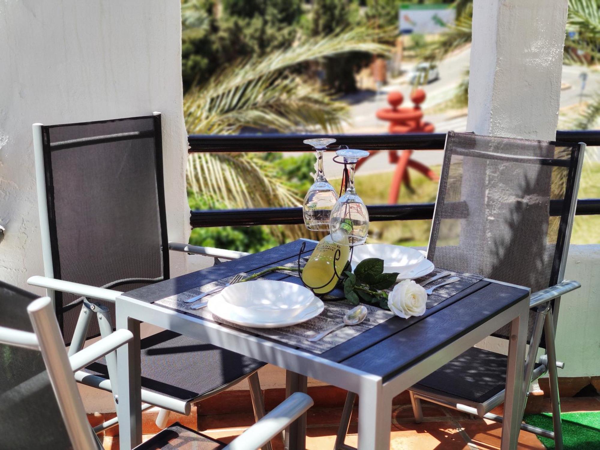Apartamento Maika Benalsun Pueblo Evita เบนัลมาเดนา ภายนอก รูปภาพ